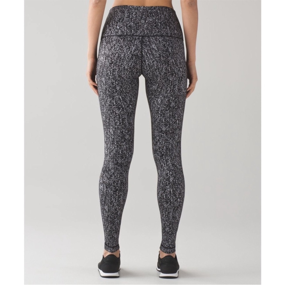 Lululemon Scalloped Reflective Leggings